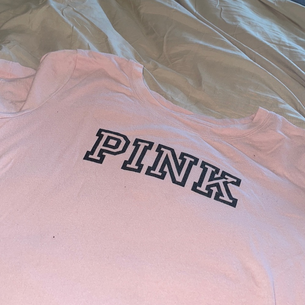 VS PINK t shirt